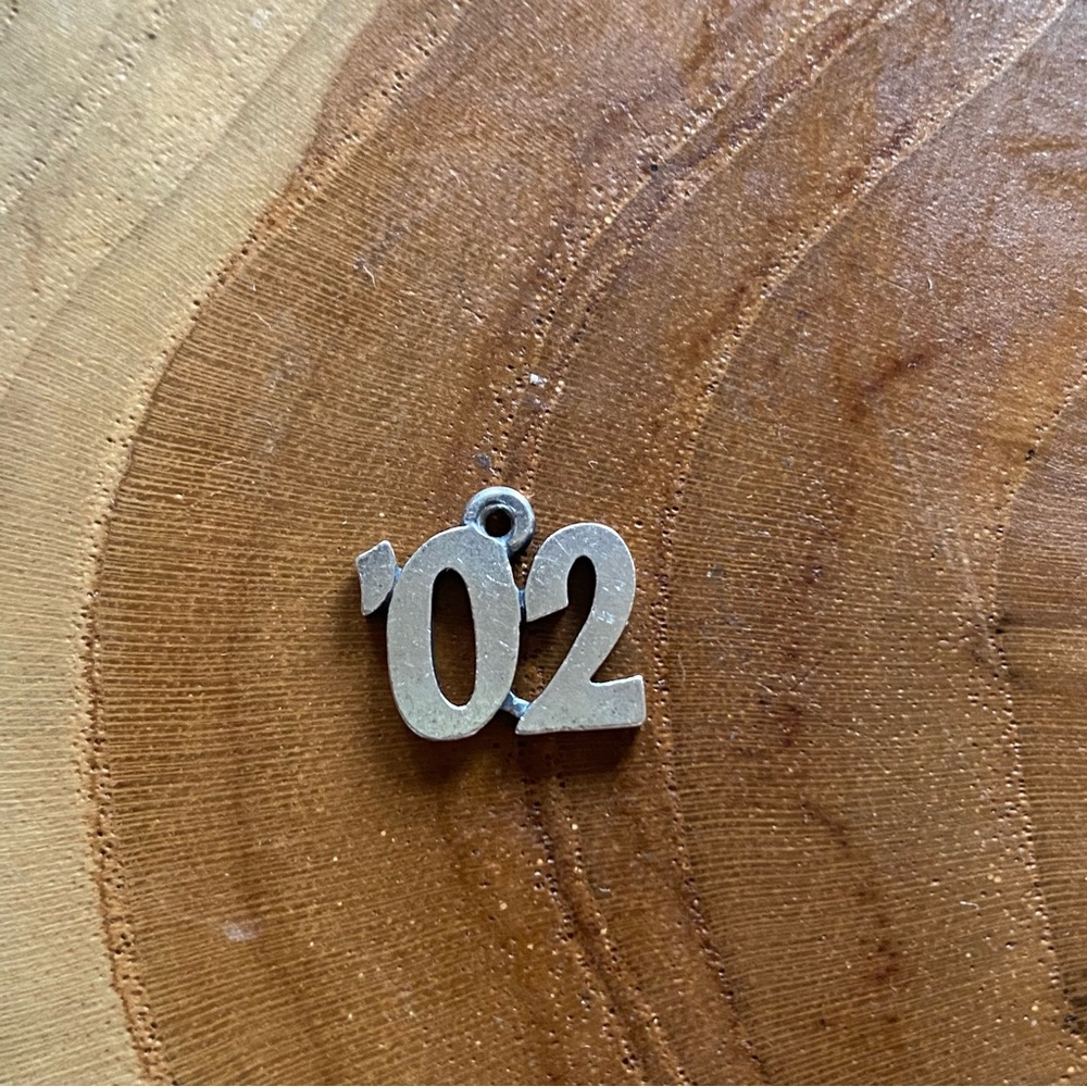 RETIRED James Avery ‘02 Charm, Sterling Silver ✨